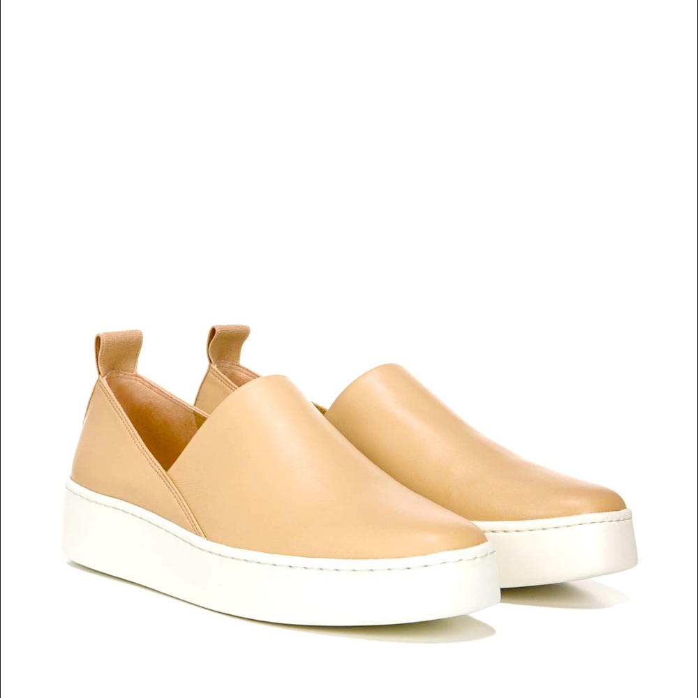 Vince Saxon 2 Slip-On Wheat Sneaker Size 6